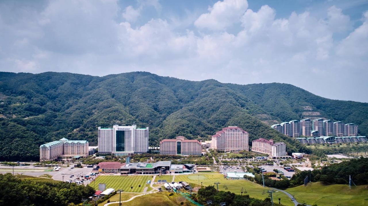 วิวัลดิพาร์ค Hotel ฮองชอน ภายนอก รูปภาพ