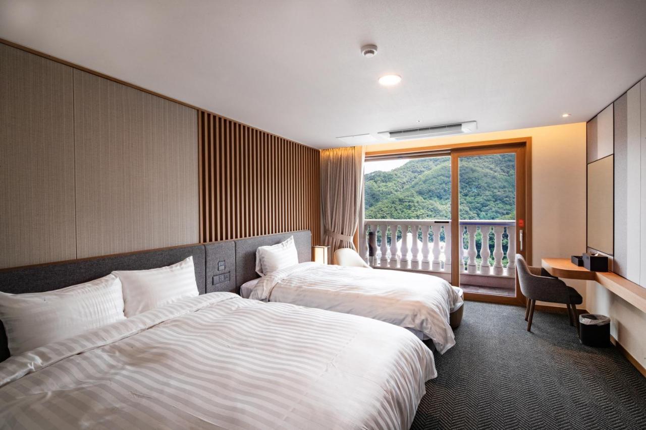 วิวัลดิพาร์ค Hotel ฮองชอน ห้อง รูปภาพ