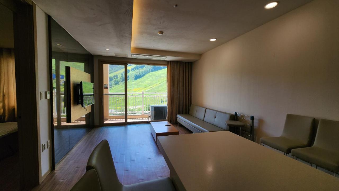 วิวัลดิพาร์ค Hotel ฮองชอน ภายนอก รูปภาพ